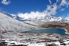 06 Panorama From Ridge Above Taro Tso Includes Phurbi Chyachu, Tsha Tung, Eiger Peak, Pemthang Karpo Ri, Triangle, and Pemthang Ri The panorama from the ridge (4433m) above Tara Tso includes Phurbi Chyachu on the left to Tsha Tung, Eiger Peak, Pemthang Karpo Ri, Triangle, and Pemthang Ri.